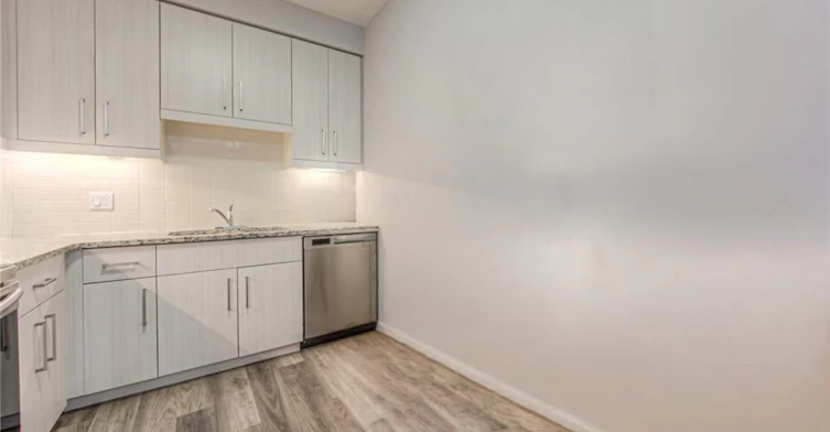 1-54 Bridge Street W, Kitchener, ON, N2K 0G4 - 5