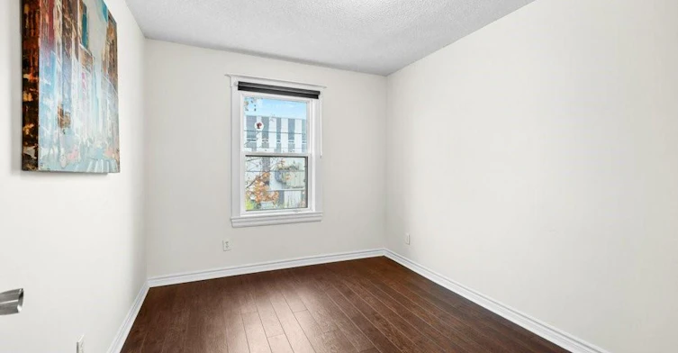 Upper-15 Melrose Avenue N, Hamilton, ON, L8L 6X3 - 9