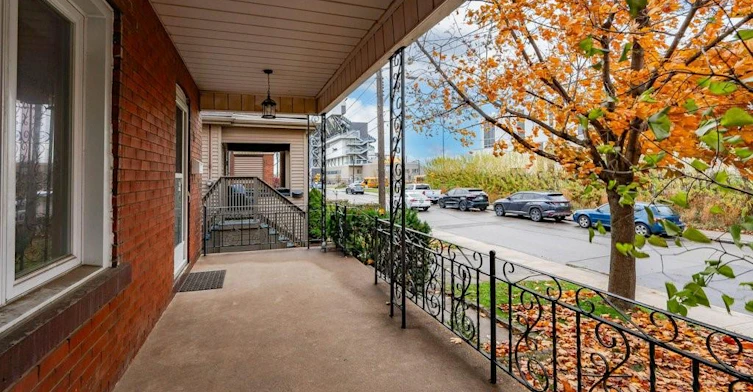 Upper-15 Melrose Avenue N, Hamilton, ON, L8L 6X3 - 22
