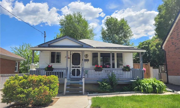 239 West 18th Street