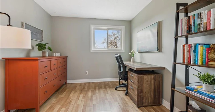 A-423 Cadbury Court, Waterloo, ON, N2K 3G7 - 25