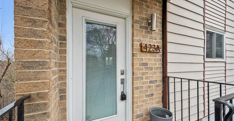 A-423 Cadbury Court, Waterloo, ON, N2K 3G7 - 4