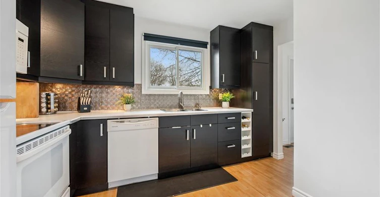 A-423 Cadbury Court, Waterloo, ON, N2K 3G7 - 16