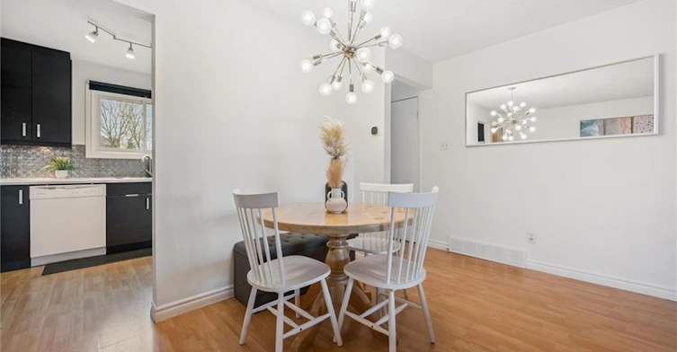 A-423 Cadbury Court, Waterloo, ON, N2K 3G7 - 13