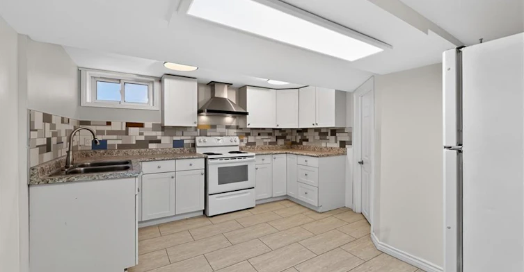 B-380 East 18th Street, Hamilton, ON, L9A 4R1 - 4