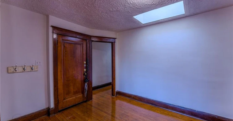 2-1369 Main Street E, Hamilton, ON, L8K 1B8 - 12