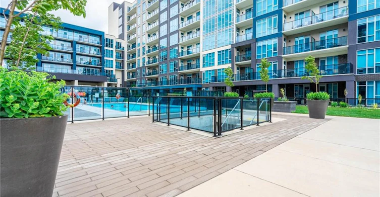 205-16 Concord Place, Grimsby, ON, L3M 0J1 - 10