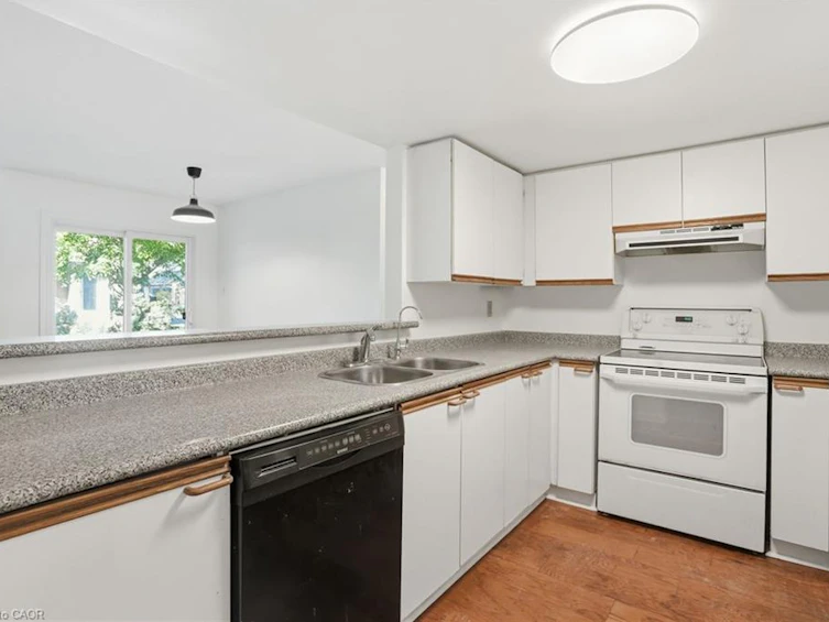 65-2530 Northampton Boulevard, Burlington, ON, L7M 4B4 - 8