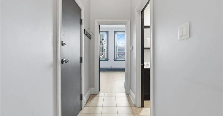 1-195 King Street E, Hamilton, ON, L8N 1B3 - 3