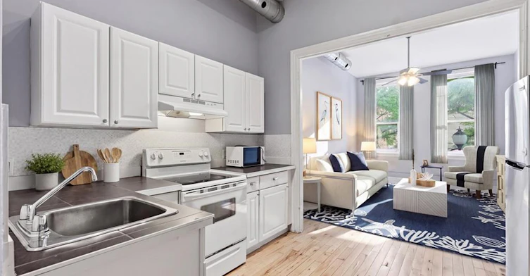 1-195 King Street E, Hamilton, ON, L8N 1B3