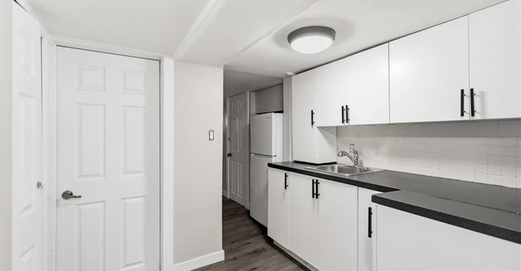 5-102 Herkimer Street, Hamilton, ON, L8P 2G7 - 8