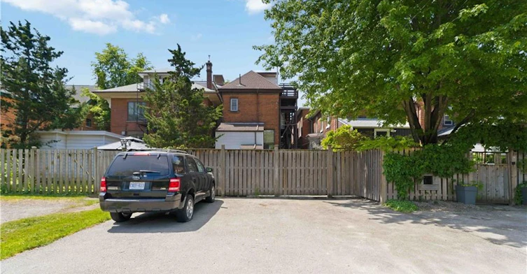5-102 Herkimer Street, Hamilton, ON, L8P 2G7 - 23