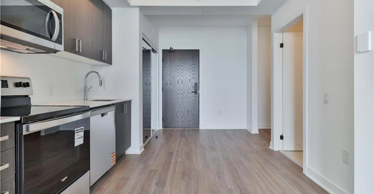 1408-2782 Barton Street E, Hamilton, ON, L8E 2J8 - 8