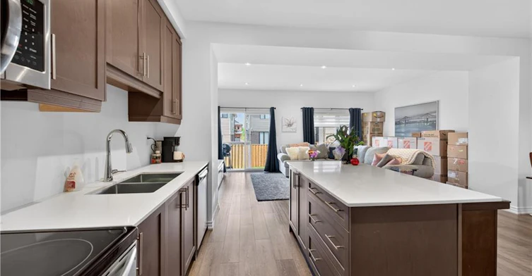 13 June Callwood Way, Brantford, ON, N3T 0V1 - 14