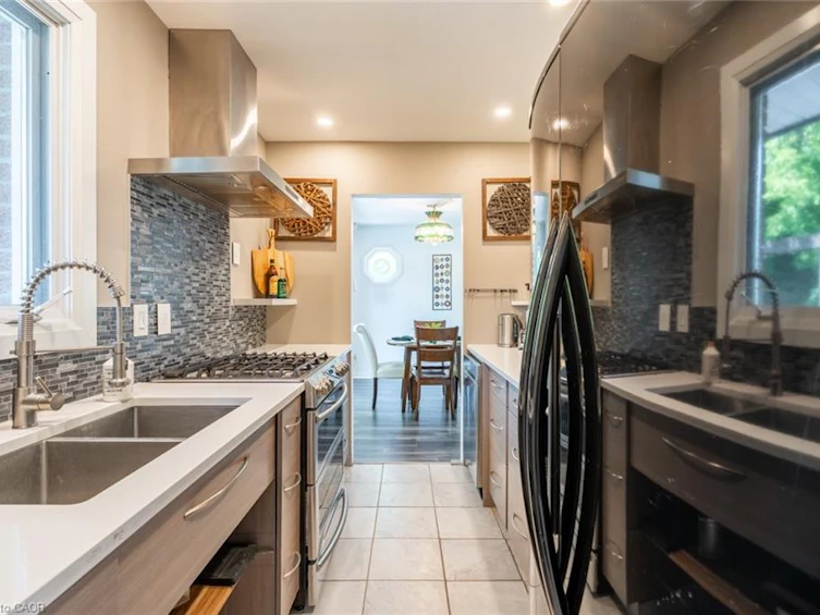 2172 Centre Road, Hamilton, ON, L0P 1B0 - 32