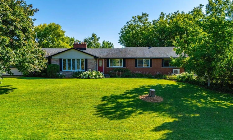 2172 Centre Road