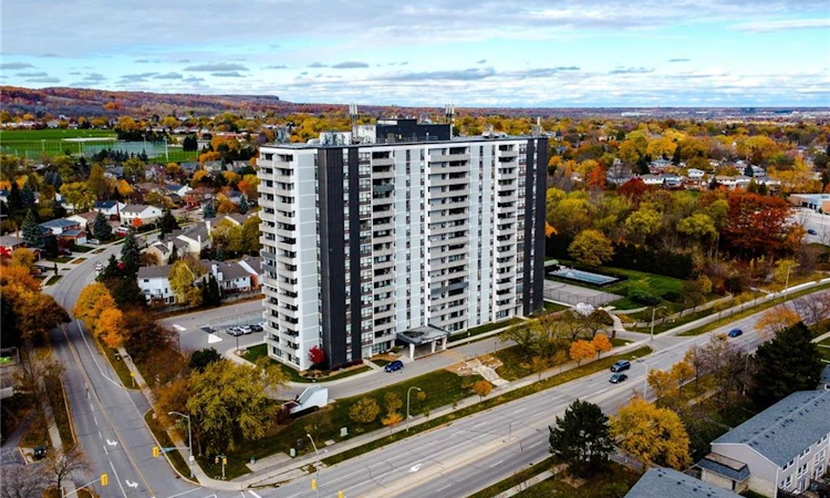 602-2055 Upper Middle Road