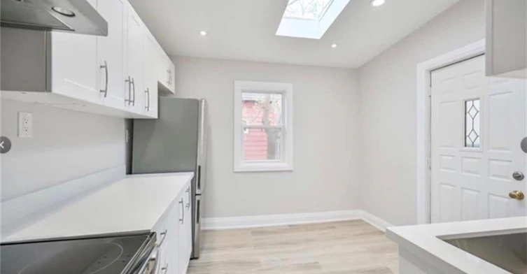1024 Cannon Street E, Hamilton, ON, L8L 2H6 - 7