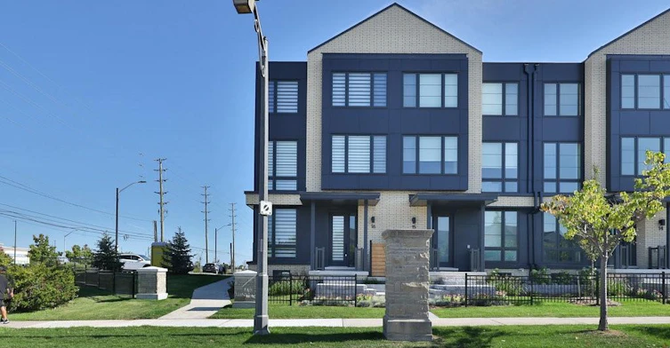 16-2273 Turnberry Road, Burlington, ON, L7M 2B2