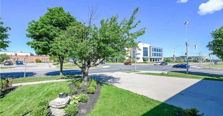 LOWER-296 Winterberry Drive, Hamilton, ON, L8J 2N5 - 5