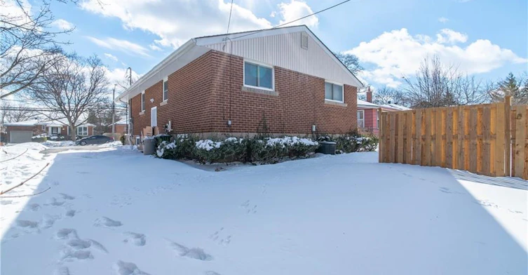 2-196 Upper Paradise Road, Hamilton, ON, L9C 5B9 - 23