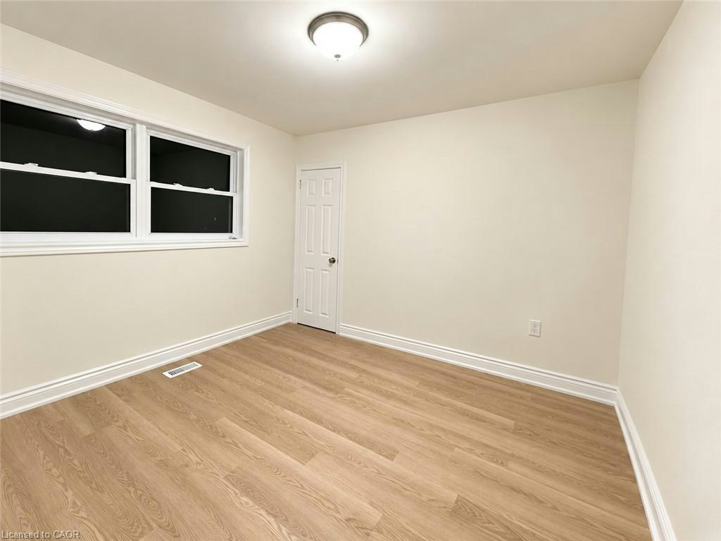 9 Grenadier Drive, Hamilton, ON, L8T 4C7 - 10