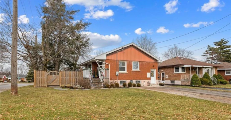 UPPER-9 Grenadier Drive, Hamilton, ON, L8T 4C7 - 2