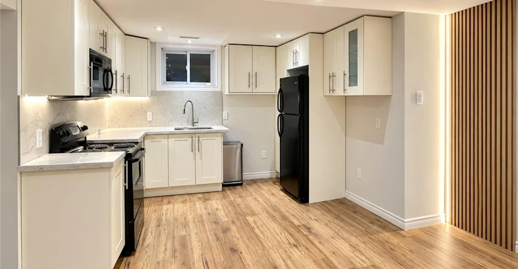 9 Grenadier Drive, Hamilton, ON, L8T 4C7 - 18