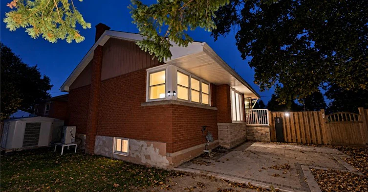 9 Grenadier Drive, Hamilton, ON, L8T 4C7 - 3