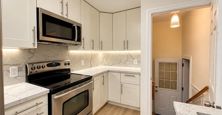 9 Grenadier Drive, Hamilton, ON, L8T 4C7 - 6