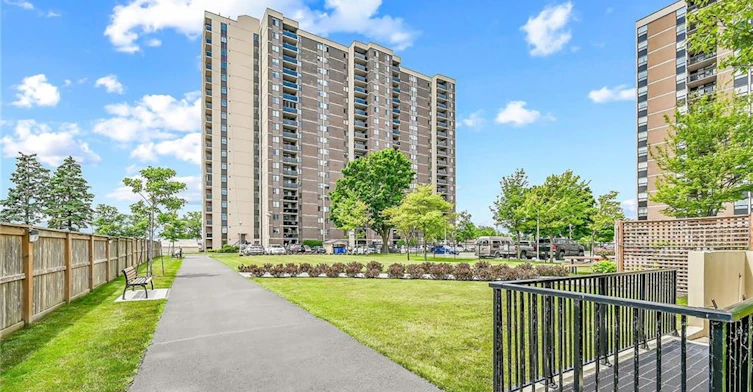 907-301 Frances Avenue, Hamilton, ON, L8E 3W6 - 42