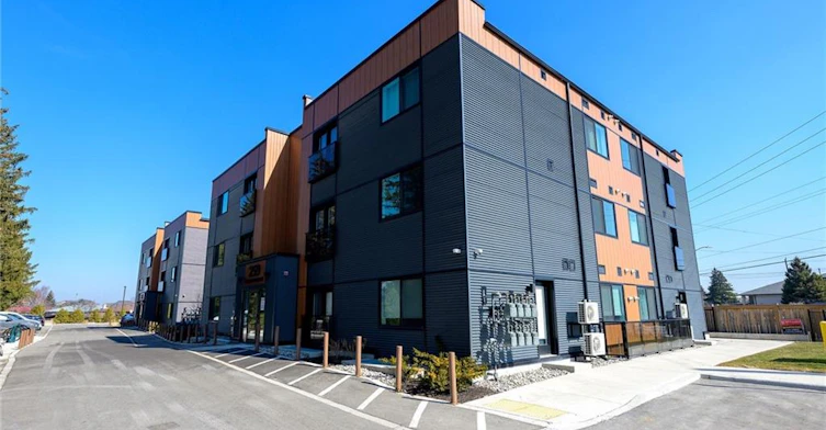 302-261 King Street E, Hamilton, ON, L8G 1L9 - 3