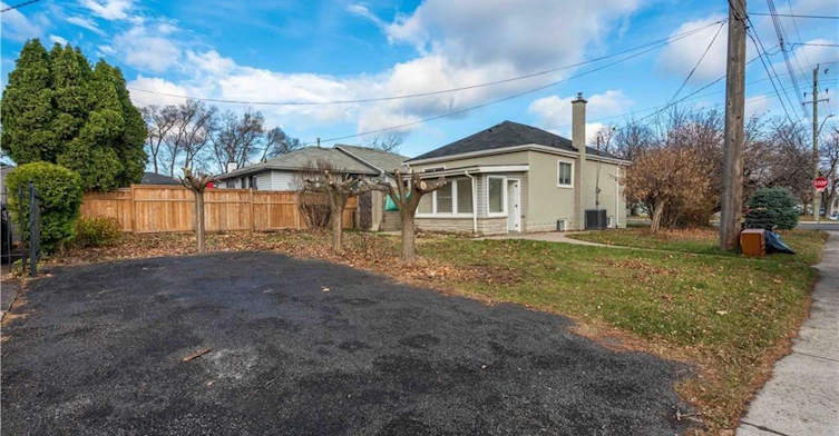 UPPER-204 Glow Avenue, Hamilton, ON, L8H 3W5 - 25