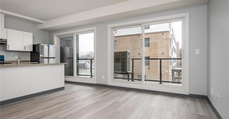 202-10 Queen Street, St. Thomas, ON, N5R 3H8 - 7