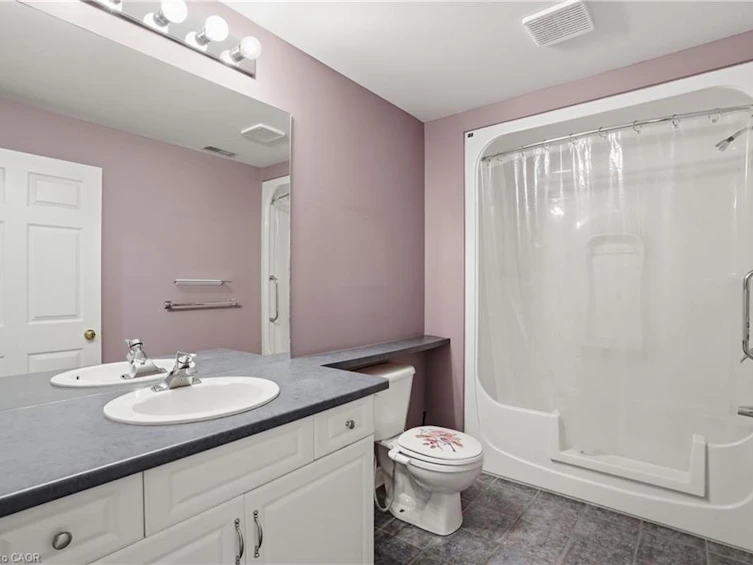 12-58 Glendale Avenue, St. Catharines, ON, L2T 2J3 - 24