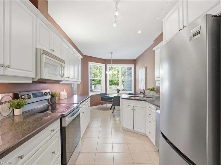 12-58 Glendale Avenue, St. Catharines, ON, L2T 2J3 - 9