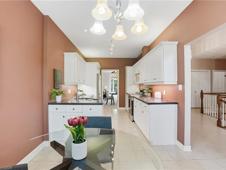 12-58 Glendale Avenue, St. Catharines, ON, L2T 2J3 - 7