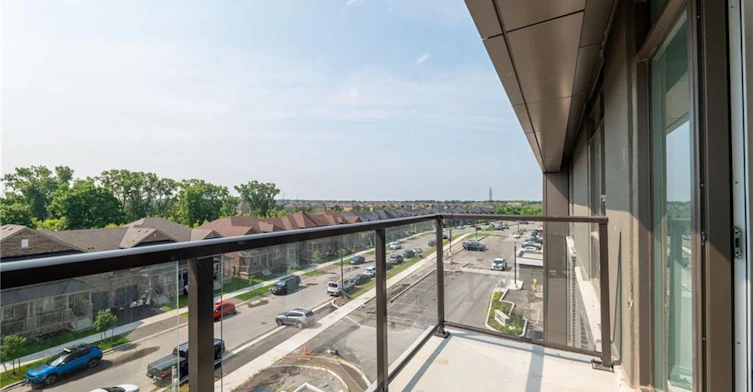 422-470 Dundas Street E, Hamilton, ON, L8B 2A6 - 3