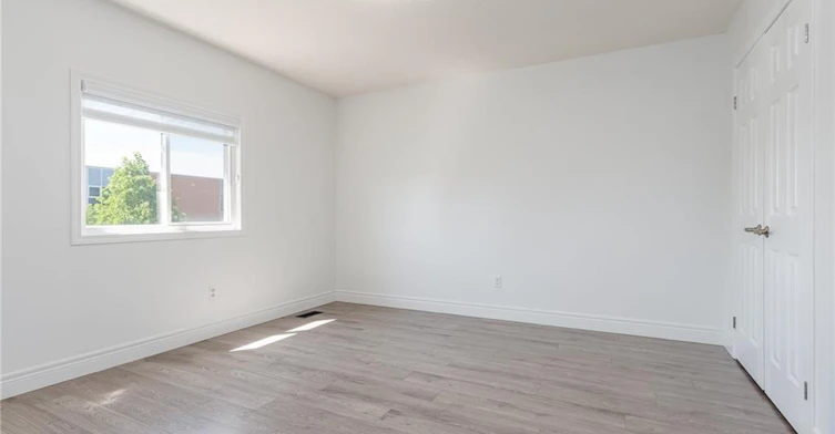 357 Parkvale Drive, Kitchener, ON, N2R 1Y6 - 39