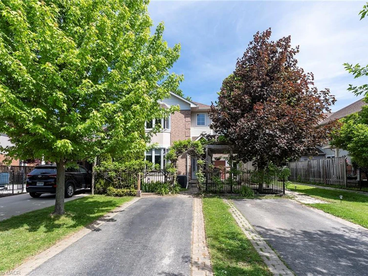 41 Valridge Drive, Hamilton, ON, L9G 4Y7 - 23