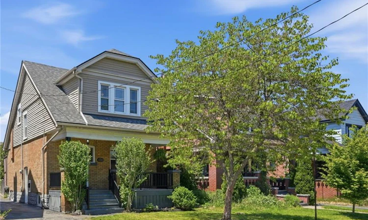 170 Kensington Avenue S