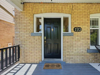 170 Kensington Avenue S - 4