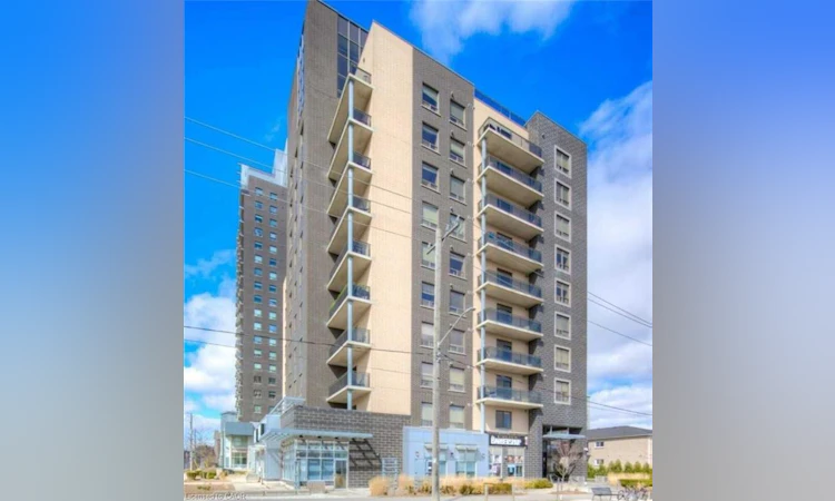 1105-8 Hickory Street W