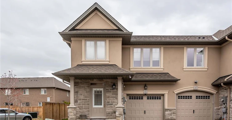 42-98 Shoreview Place, Hamilton, ON, L8E 0J4