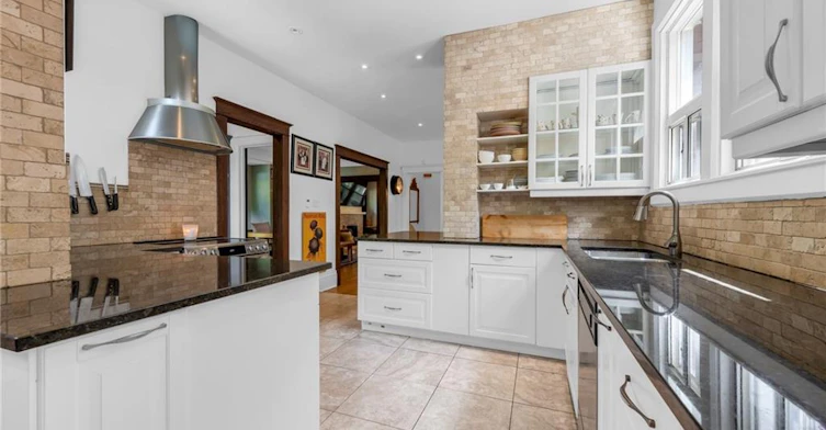 110 Melrose Avenue S, Hamilton, ON, L8M 2Y8 - 12