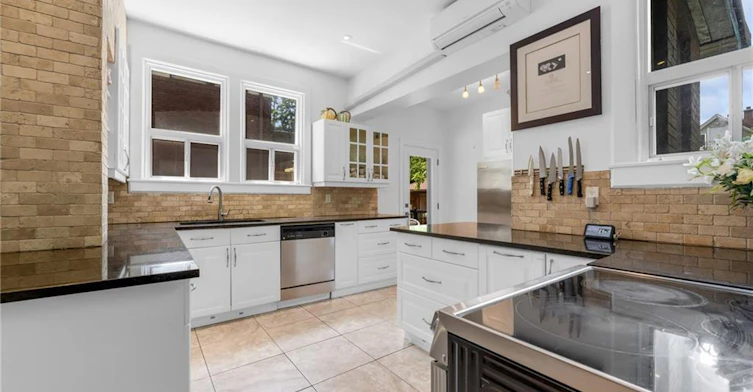 110 Melrose Avenue S, Hamilton, ON, L8M 2Y8 - 11