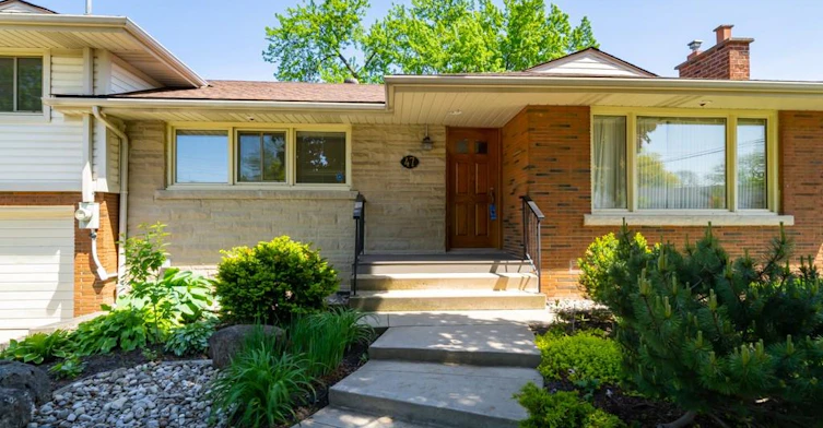 3-47 Westminster Avenue, Hamilton, ON, L9C 4L8 - 2