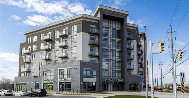 438-10 Mallard Trail, Hamilton, ON, L8B 2A7