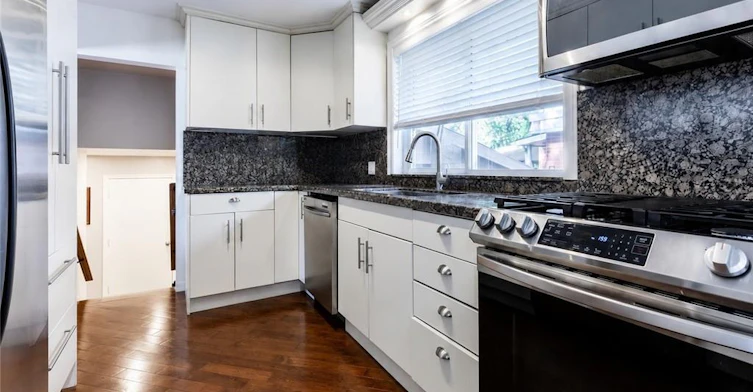 723 Hyde Road, Burlington, ON, L7S 1S6 - 12