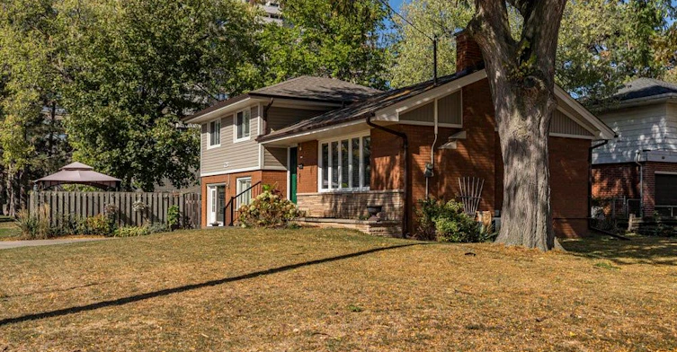 723 Hyde Road, Burlington, ON, L7S 1S6 - 5